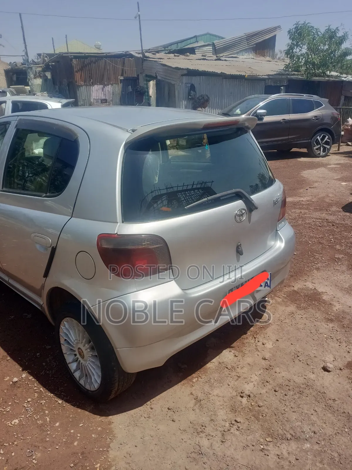 Toyota Vitz 2001 Silver