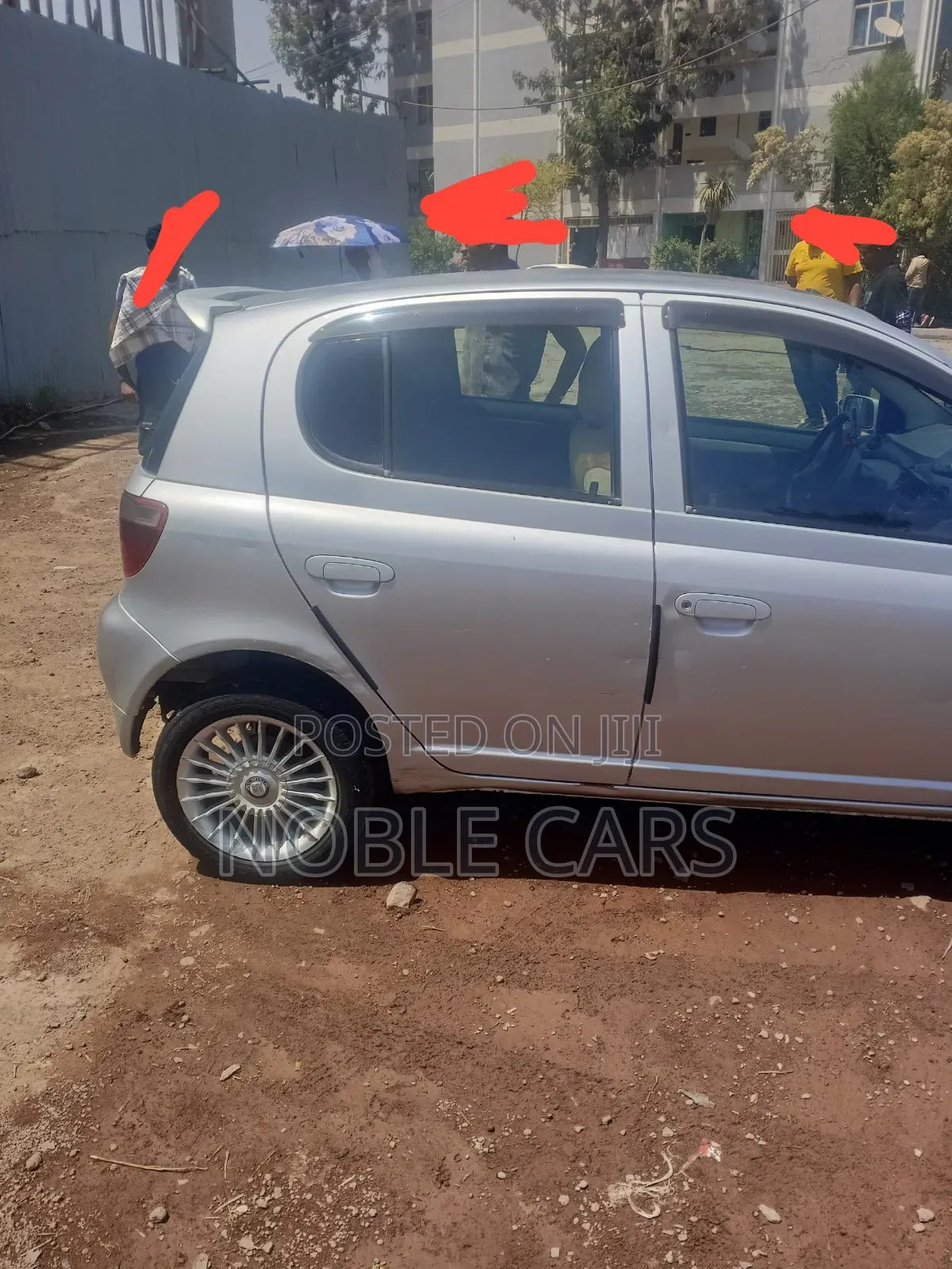 Toyota Vitz 2001 Silver