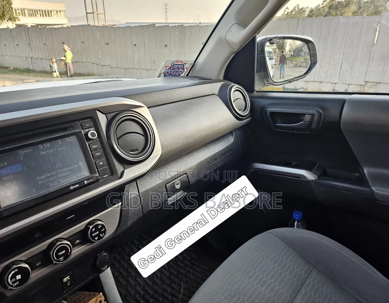 Toyota Tacoma 2015 White