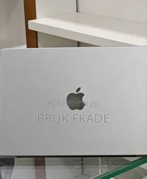 New Laptop Apple MacBook Pro 2024 M3 14-inch 8GB Apple M3 Pro SSD 512GB
