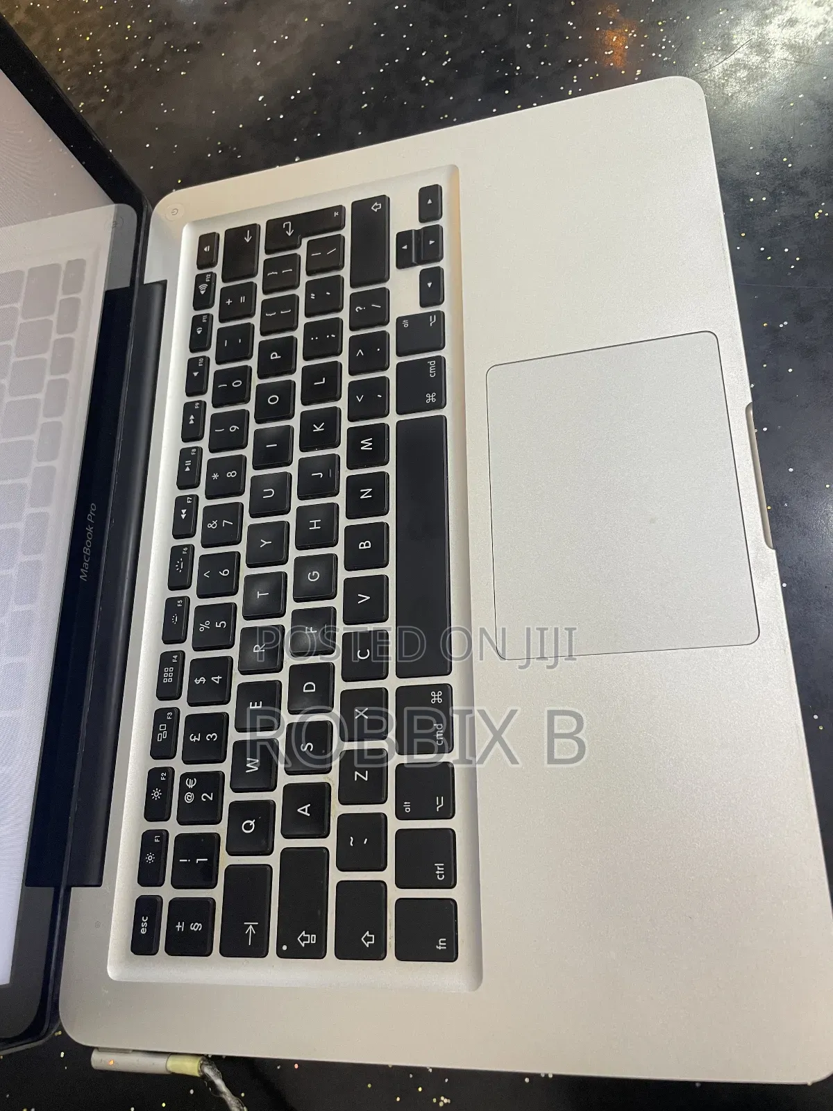 Laptop Apple MacBook 2010 8GB Intel Core 7 HDD 1T