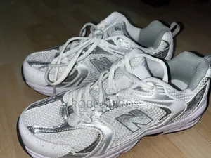 Unisex New Balance Shoes