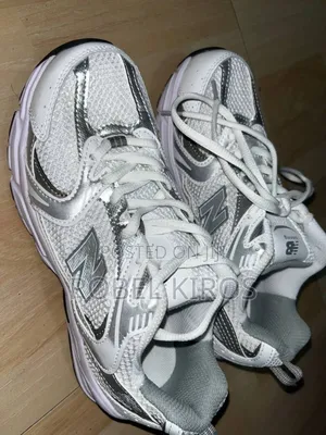 Unisex New Balance Shoes