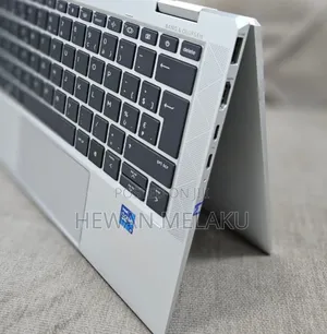 New Laptop HP EliteBook 1040 G8 16GB Intel Core i7 SSD 512GB