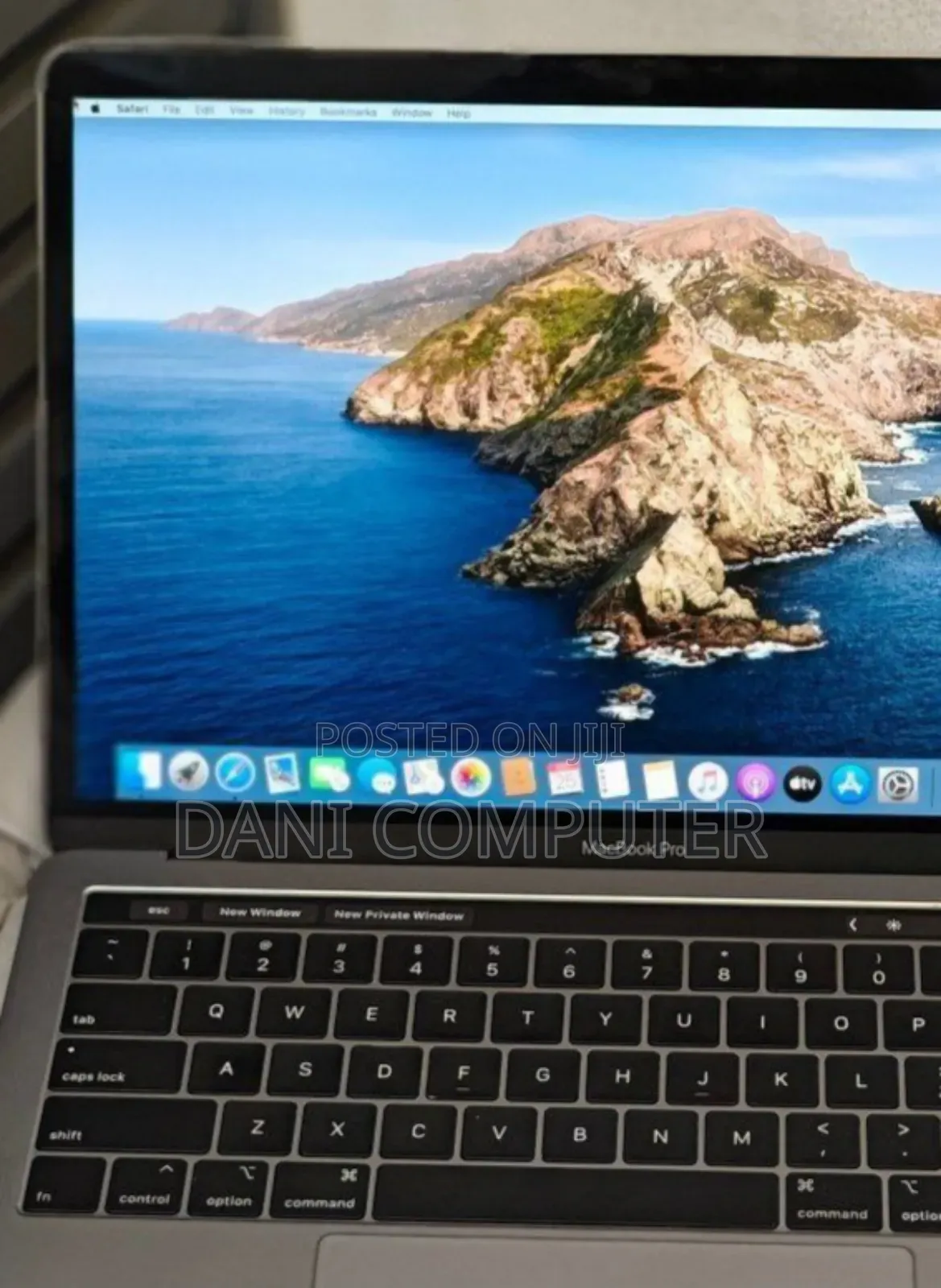 New Laptop Apple MacBook Pro 2019 16GB Intel Core i7 SSD 256GB