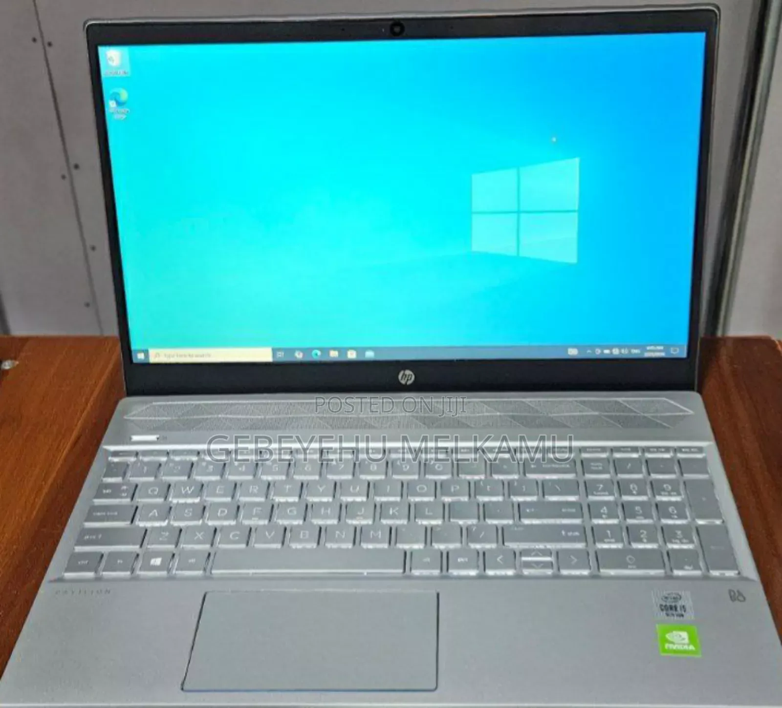 New Laptop HP Pavilion 15 8GB Intel Core i5 SSD 256GB