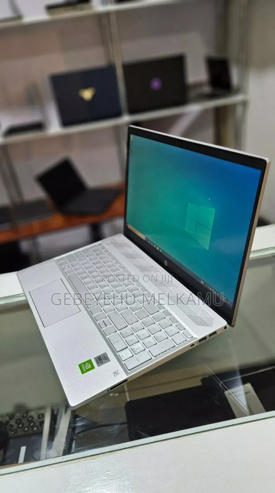 New Laptop HP Pavilion 15 8GB Intel Core i5 SSD 256GB