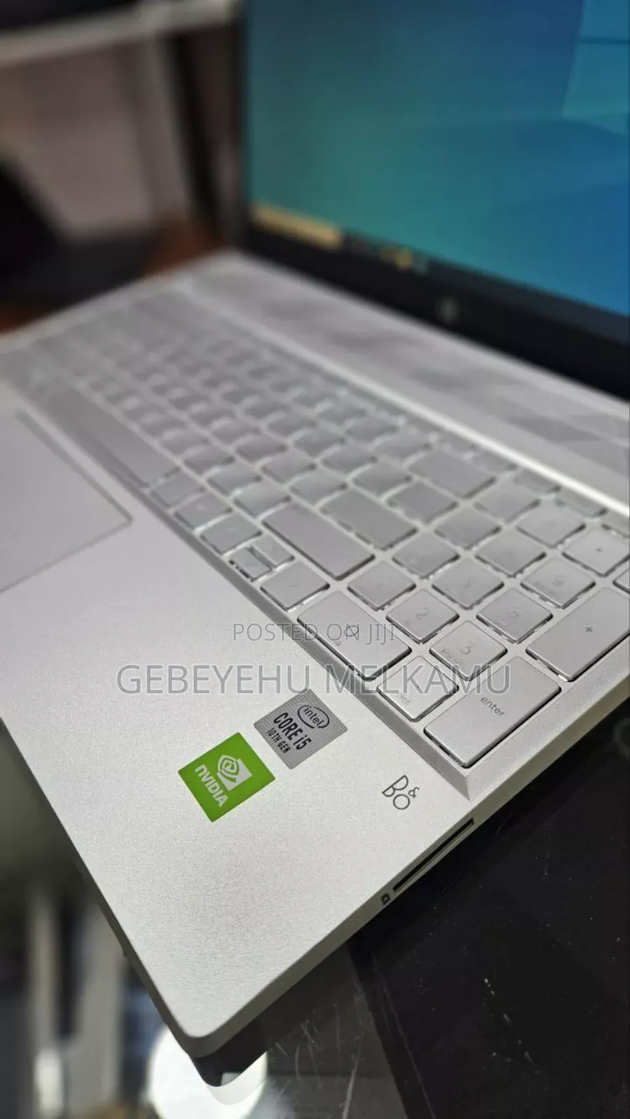 New Laptop HP Pavilion 15 8GB Intel Core i5 SSD 256GB