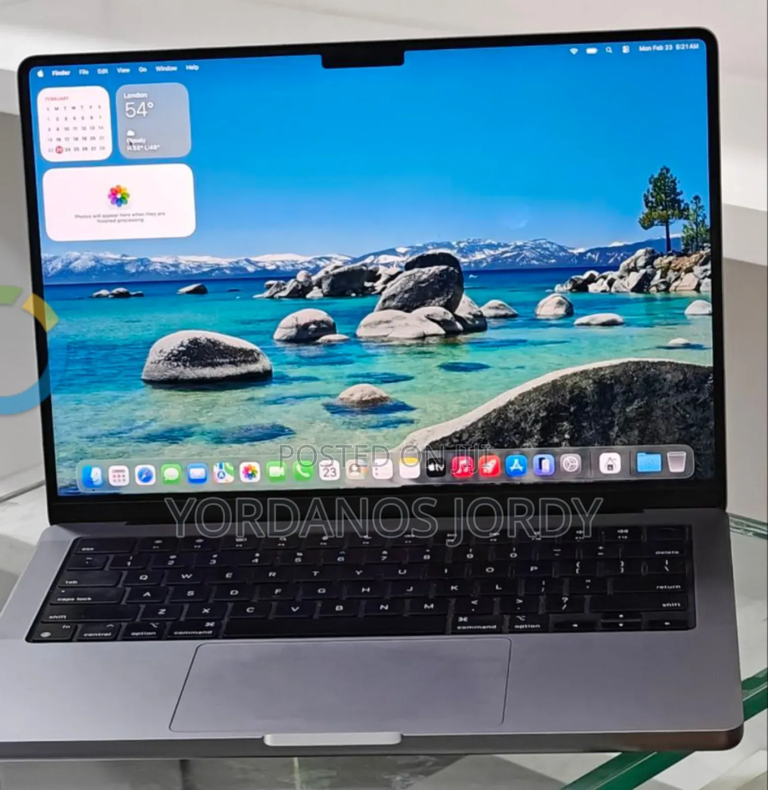 New Laptop Apple MacBook Pro 2023 M3 14-inch 8GB Apple M3 SSD 512GB