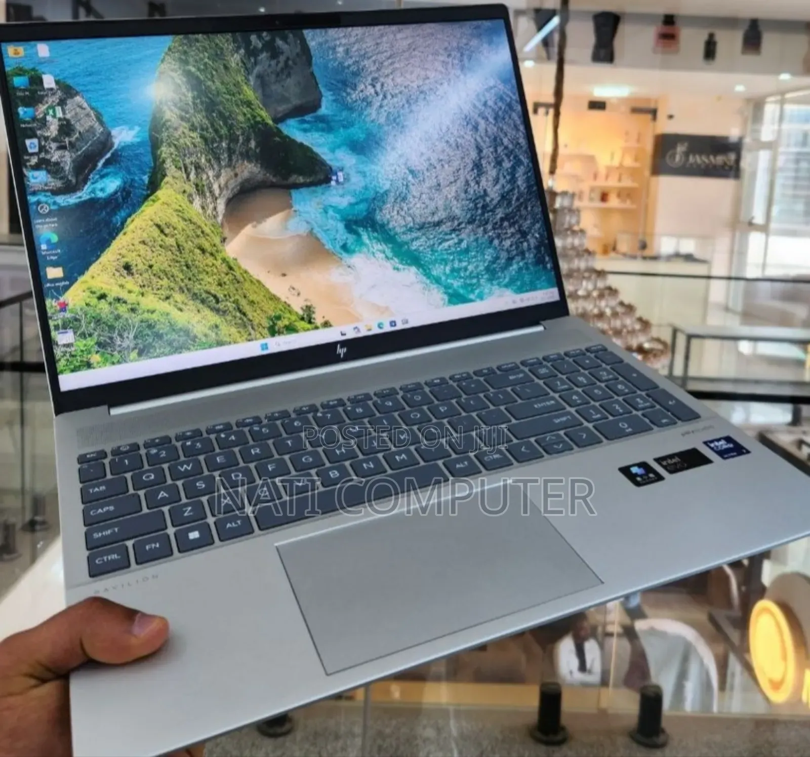 New Laptop HP Pavilion 15 16GB Intel Core Ultra 7 SSD 1T