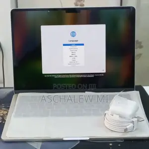 New Laptop Apple MacBook Air 2025 M4 13-inch 16GB Apple M4 SSD 256GB