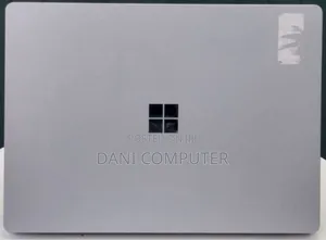 New Laptop Microsoft Surface 16GB Intel Core i7 SSD 256GB