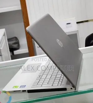 New Laptop HP Pavilion 15 16GB Intel Core i7 SSD 512GB