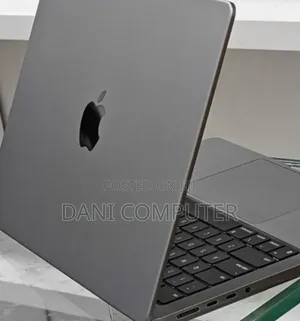 New Apple MacBook Pro 2023 M3 14-inch 8GB Intel Core M3 SSD 512GB