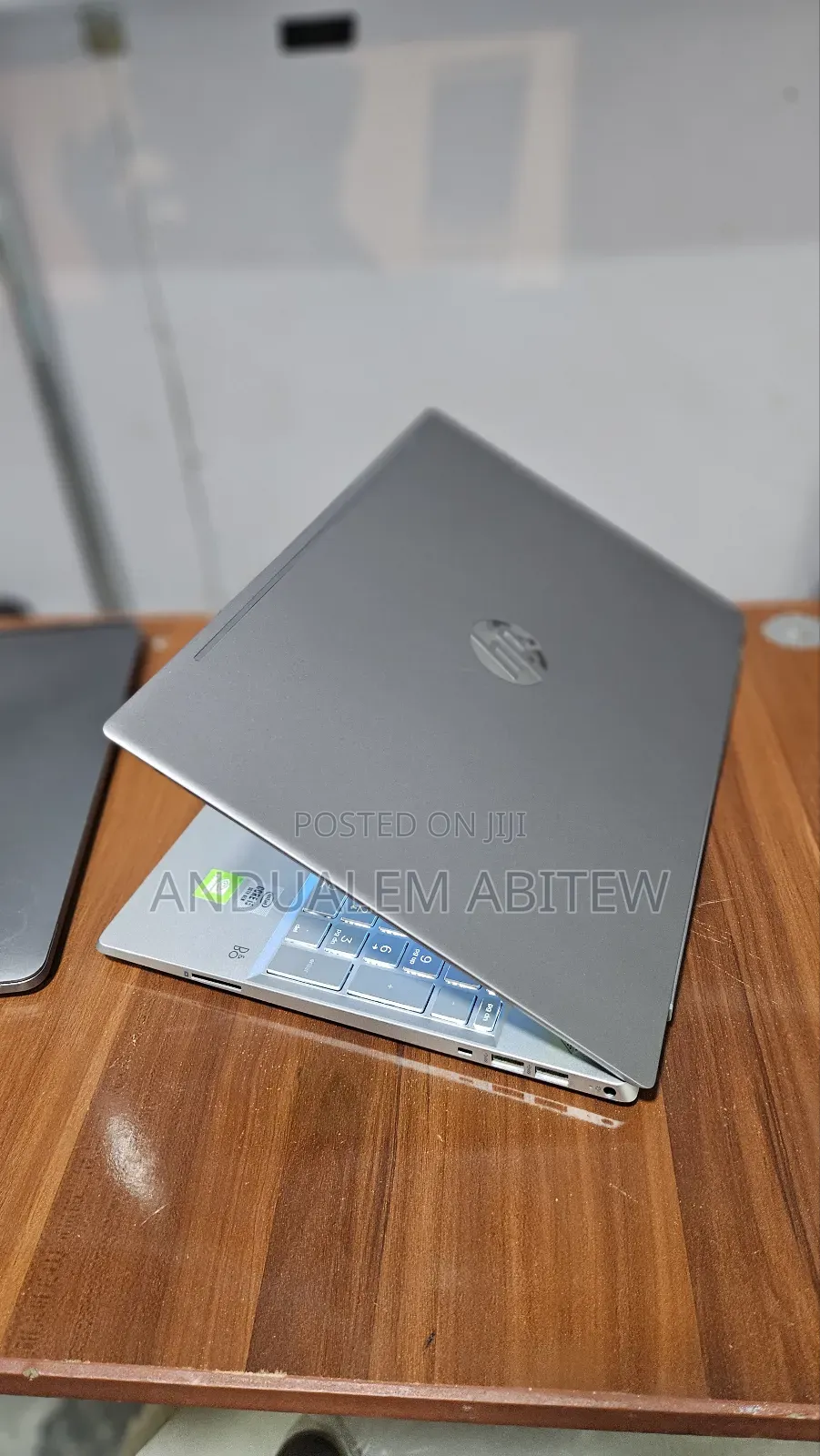 New Laptop HP Pavilion 15 8GB Intel Core i5 SSD 256GB