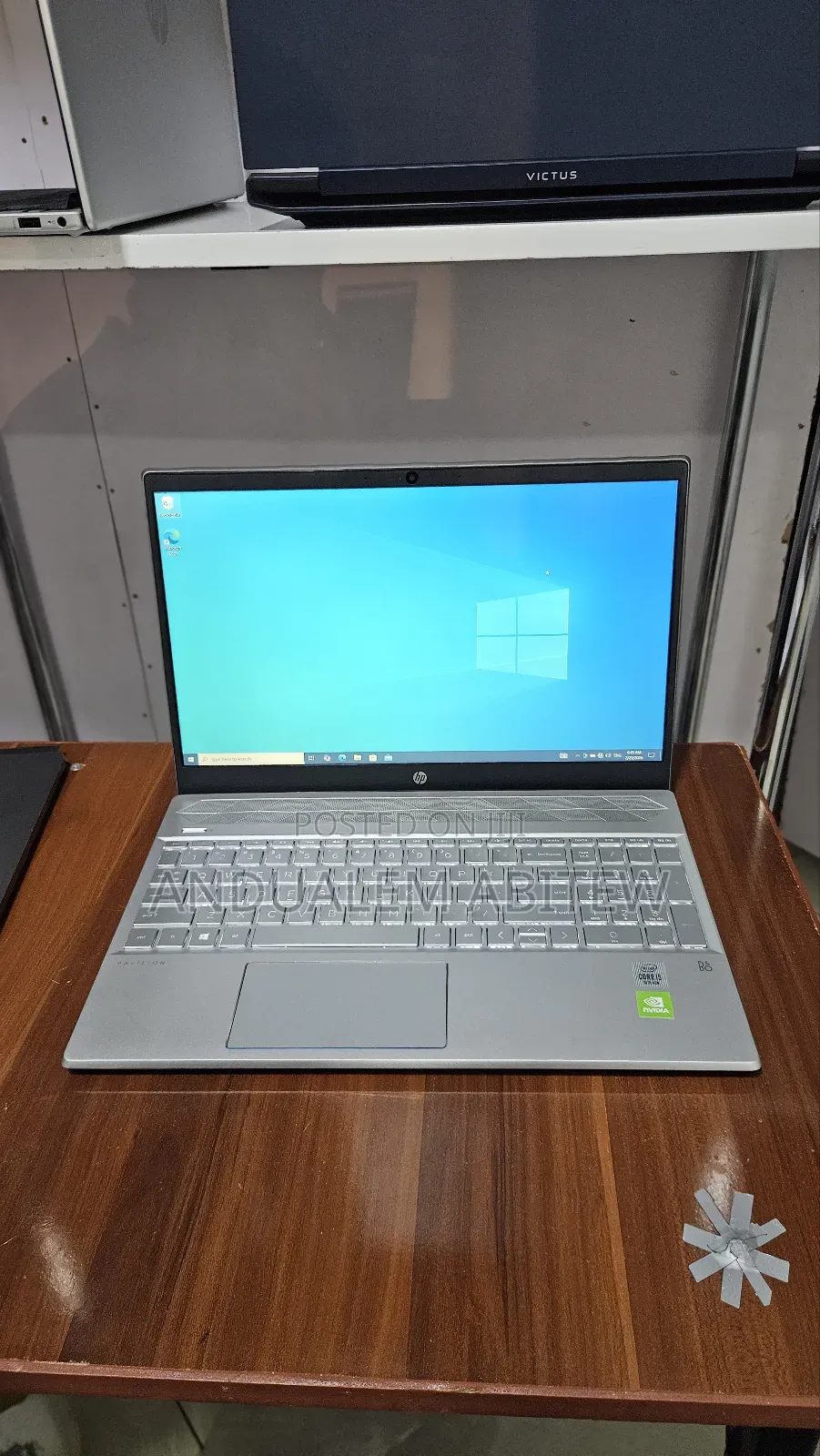 New Laptop HP Pavilion 15 8GB Intel Core i5 SSD 256GB