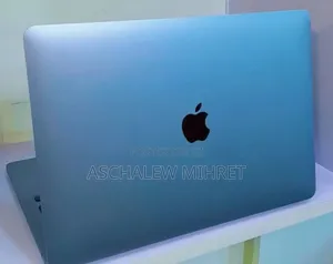 New Laptop Apple MacBook Pro M1 8GB Apple M1 SSD 256GB