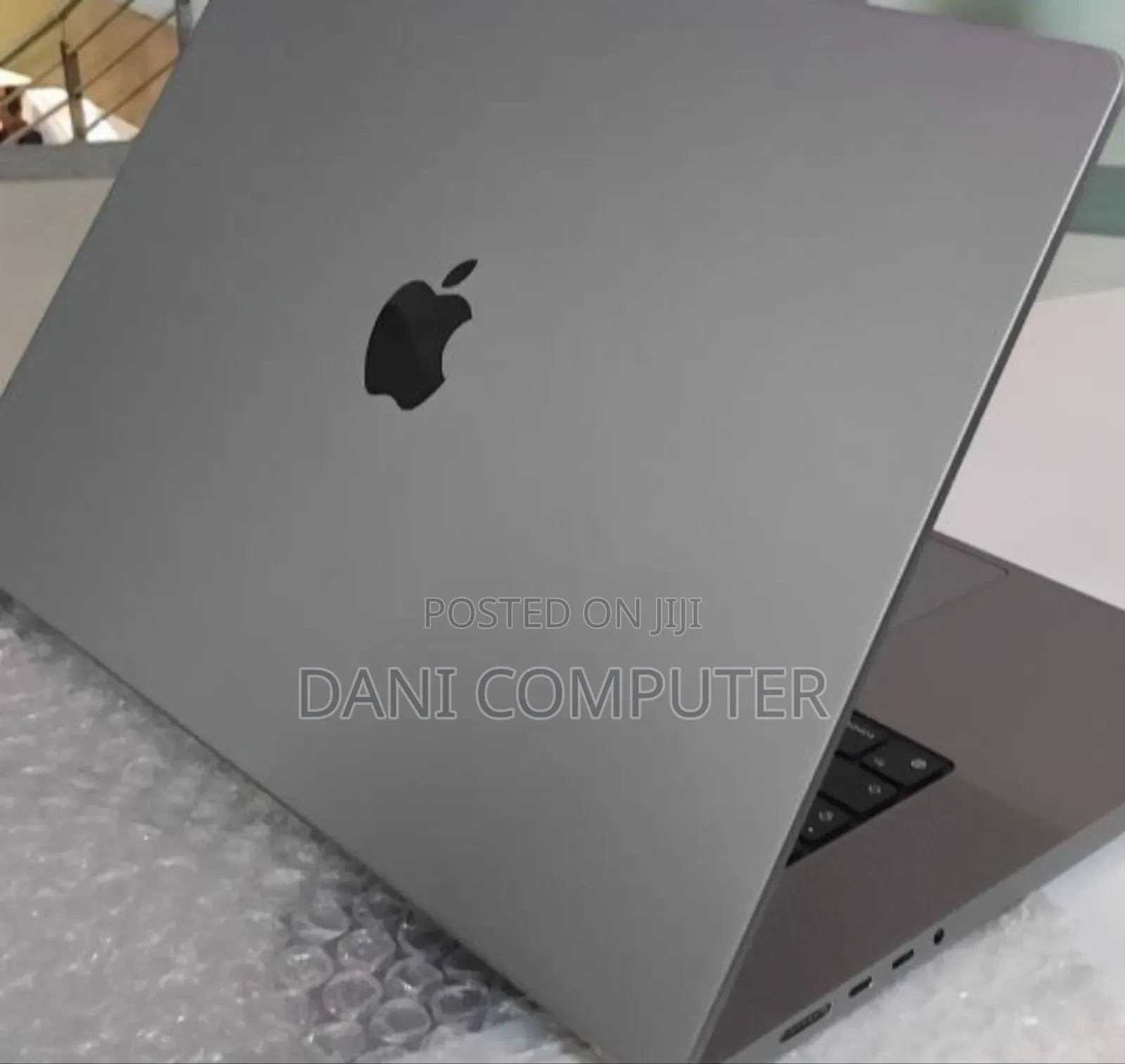 New Laptop Apple MacBook Pro 2021 M1 64GB Apple M1 SSD 1T