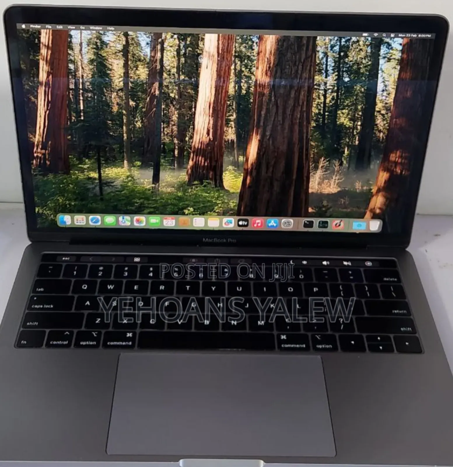 New Laptop Apple MacBook Pro 2019 8GB Intel Core i5 SSD 256GB