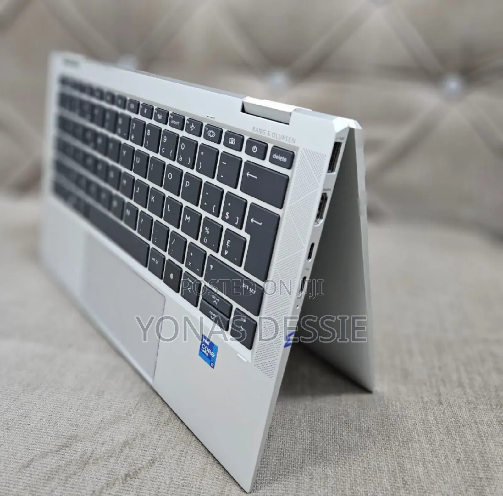 New Laptop HP EliteBook 1040 G8 16GB Intel Core i7 SSD 512GB