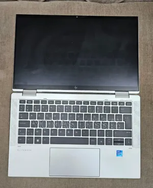 New Laptop HP EliteBook 1040 G8 16GB Intel Core i7 SSD 512GB