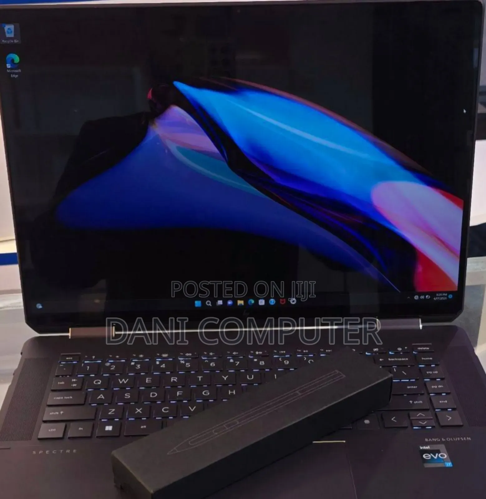 New Laptop HP Spectra 13 16GB Intel Core i7 SSD 1T