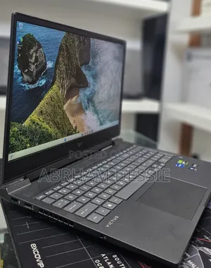 New Laptop HP 16GB Intel Core i7 SSD 1T