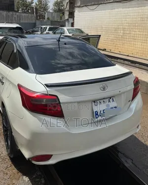 Toyota Yaris 2014 White