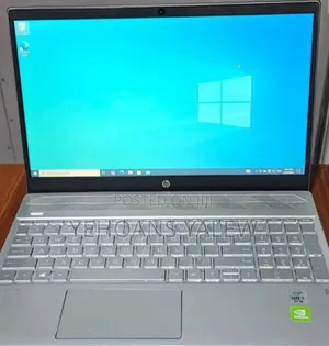 New Laptop HP Pavilion 15 8GB Intel Core i5 SSD 256GB