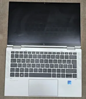 New Laptop HP EliteBook 1040 G8 16GB Intel Core i7 SSD 512GB