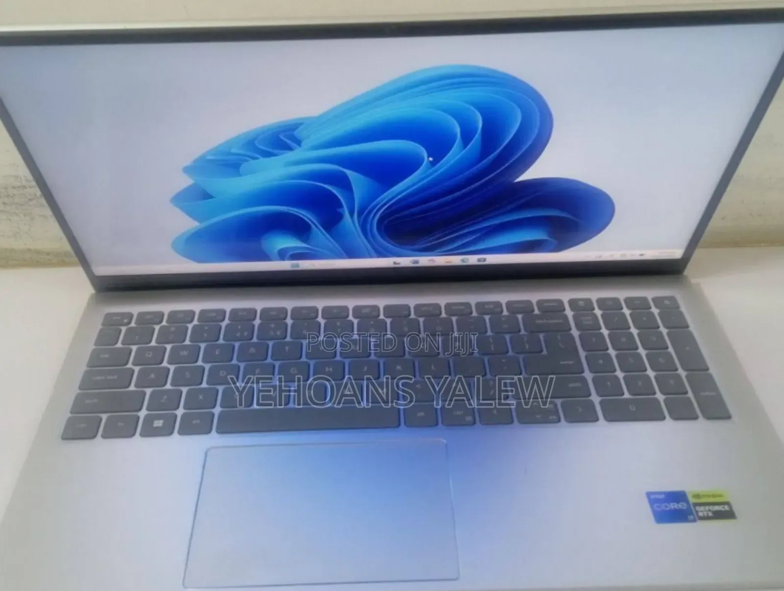 New Laptop Dell Inspiron 15 16GB Intel Core i7 SSD 512GB