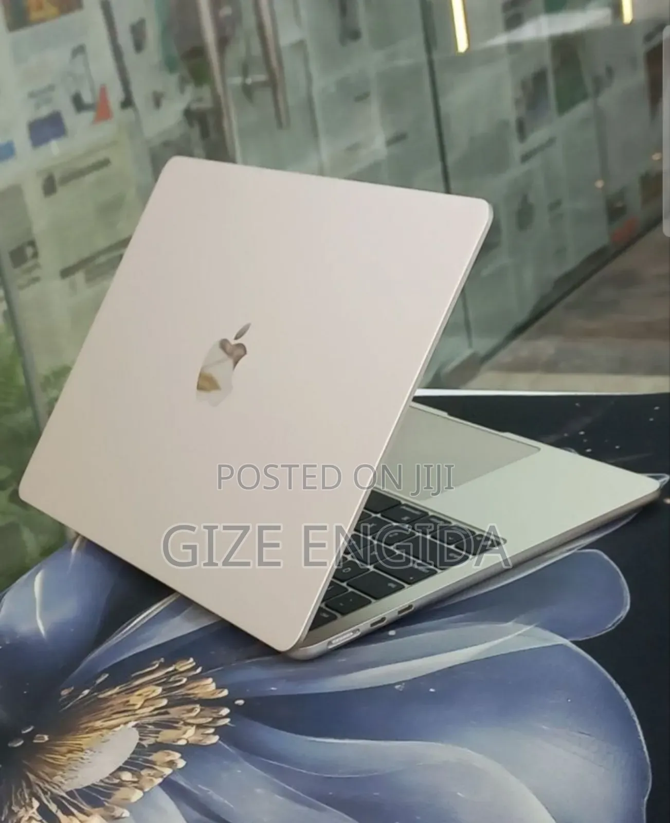 New Laptop Apple MacBook Air 2025 M4 13-inch 16GB Apple M4 SSD 256GB