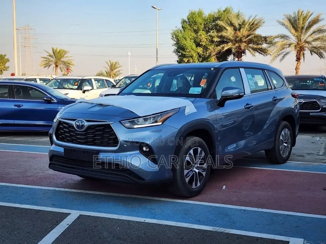 New Toyota Highlander Hybrid 2023 Blue