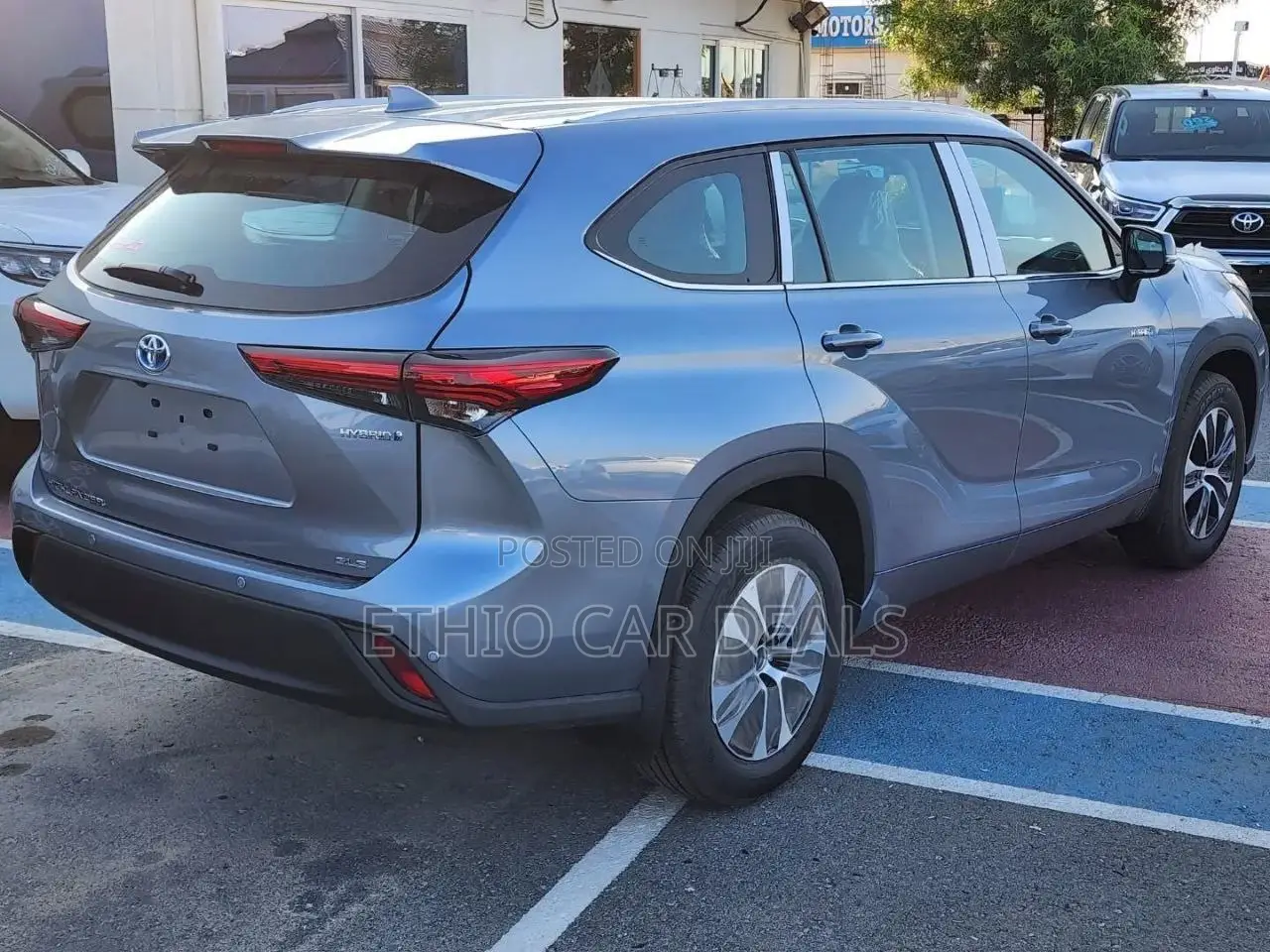 New Toyota Highlander Hybrid 2023 Blue