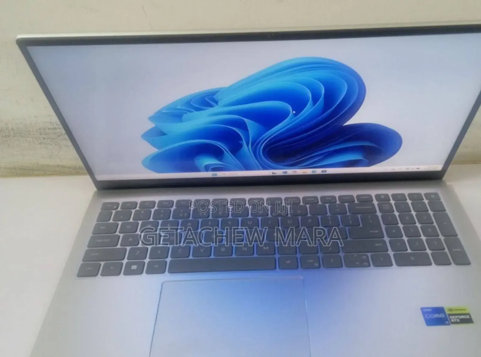 New Laptop Dell Inspiron 15 16GB Intel Core i7 SSD 512GB