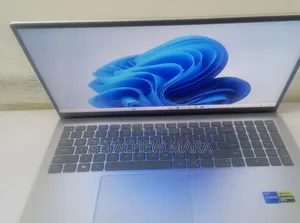 New Laptop Dell Inspiron 15 16GB Intel Core i7 SSD 512GB