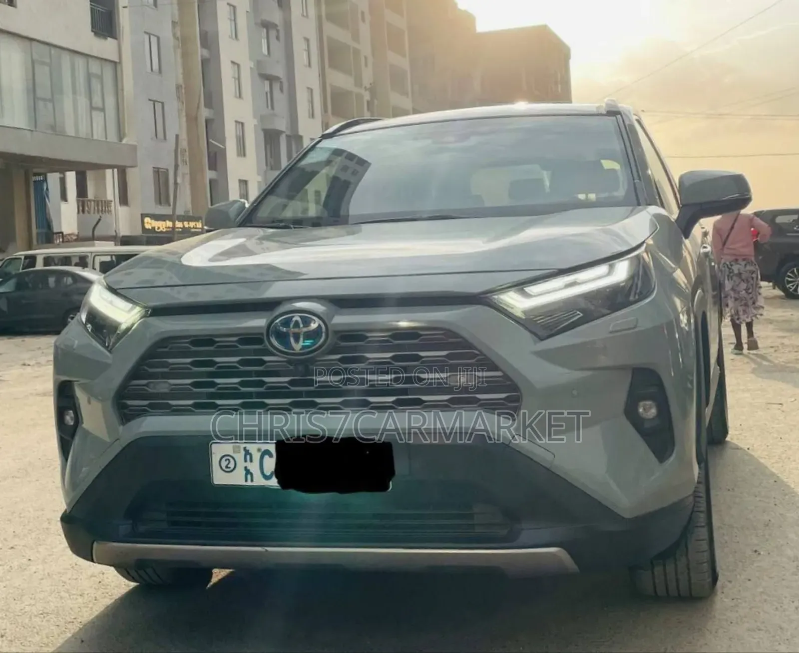 Toyota RAV4 LE 2022 Gray