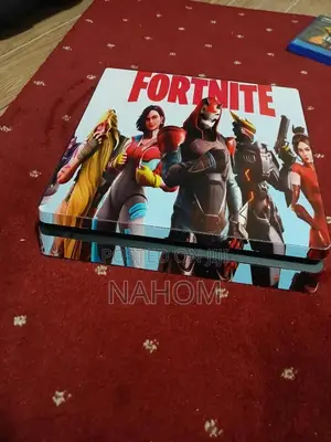 Ps4 Within Good Condition Almost Brand New With Cd Games Like Codm Gam