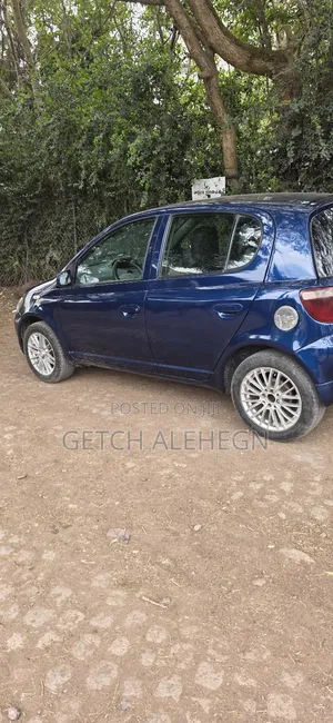 Toyota Vitz 1.3 AWD 3dr 2001 Blue