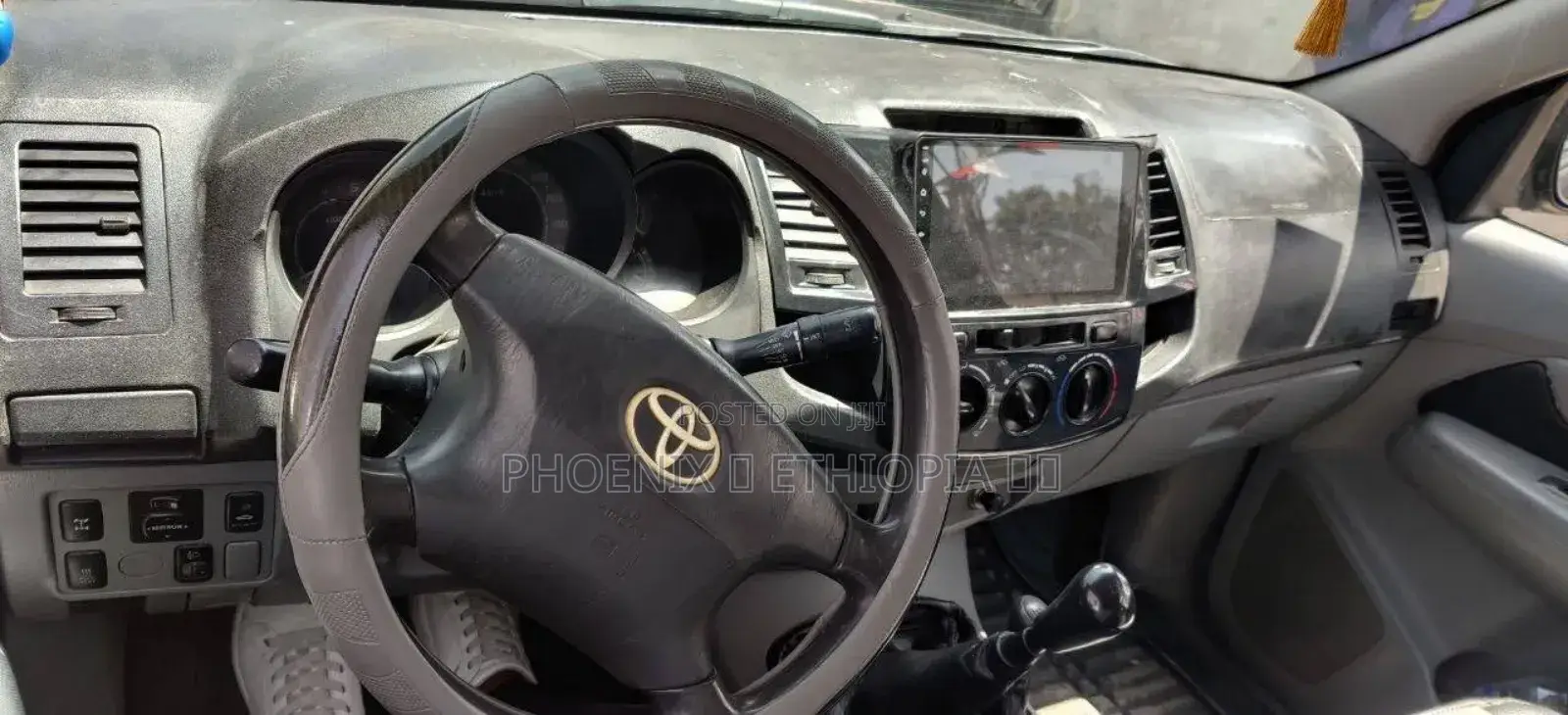 Toyota Hilux 2008 Gray