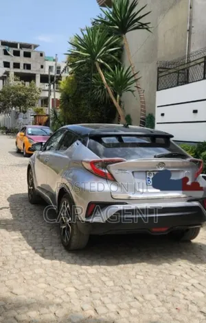 Toyota C-HR 2017 Gray
