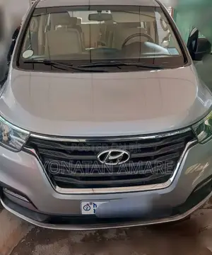 Hyundai H1 2021 Silver