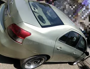 Toyota Yaris 2007 Gold