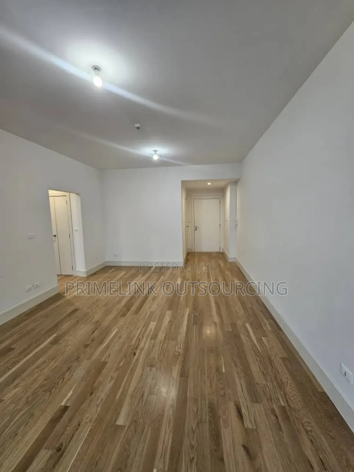 2bdrm Apartment in Eagles, Kirkos for rent