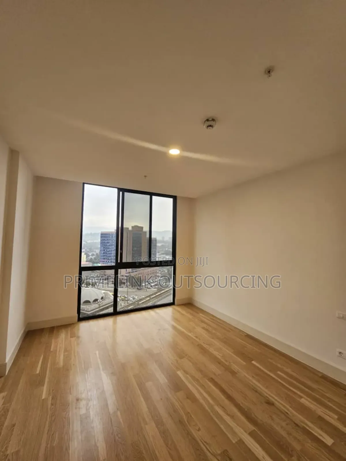 2bdrm Apartment in Eagles, Kirkos for rent