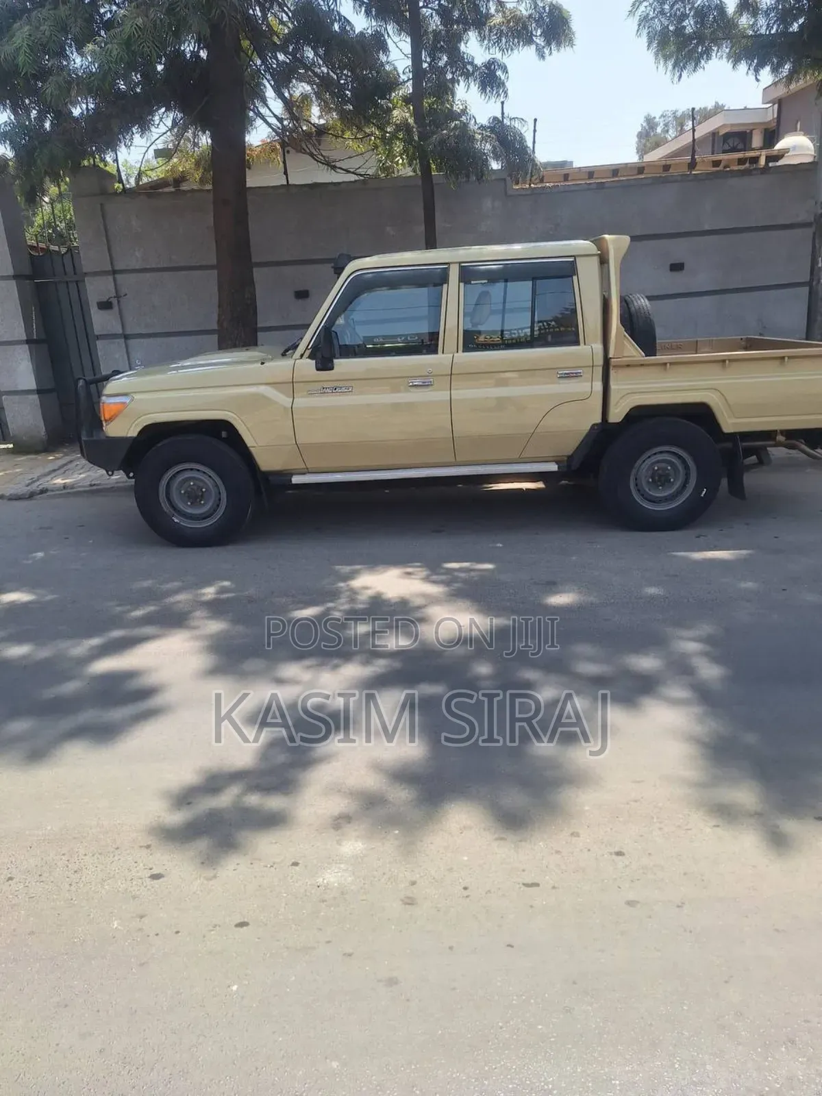 Toyota Hilux Revo Double Cab Deisel 2.4 AWD 2021 Beige