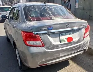 Suzuki Dzire 2022 Silver