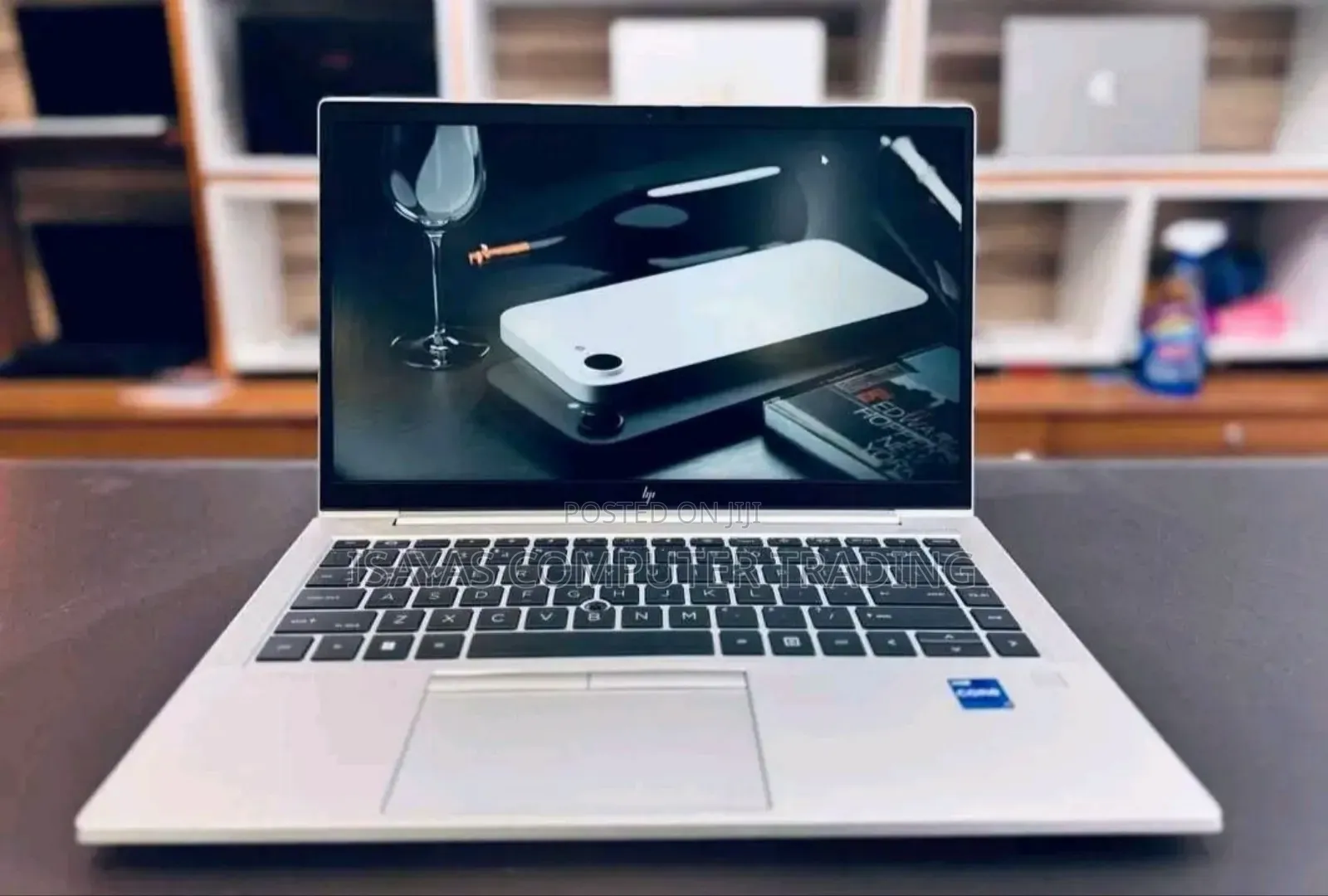 New Laptop HP EliteBook 840 G8 16GB Intel Core i7 SSD 512GB