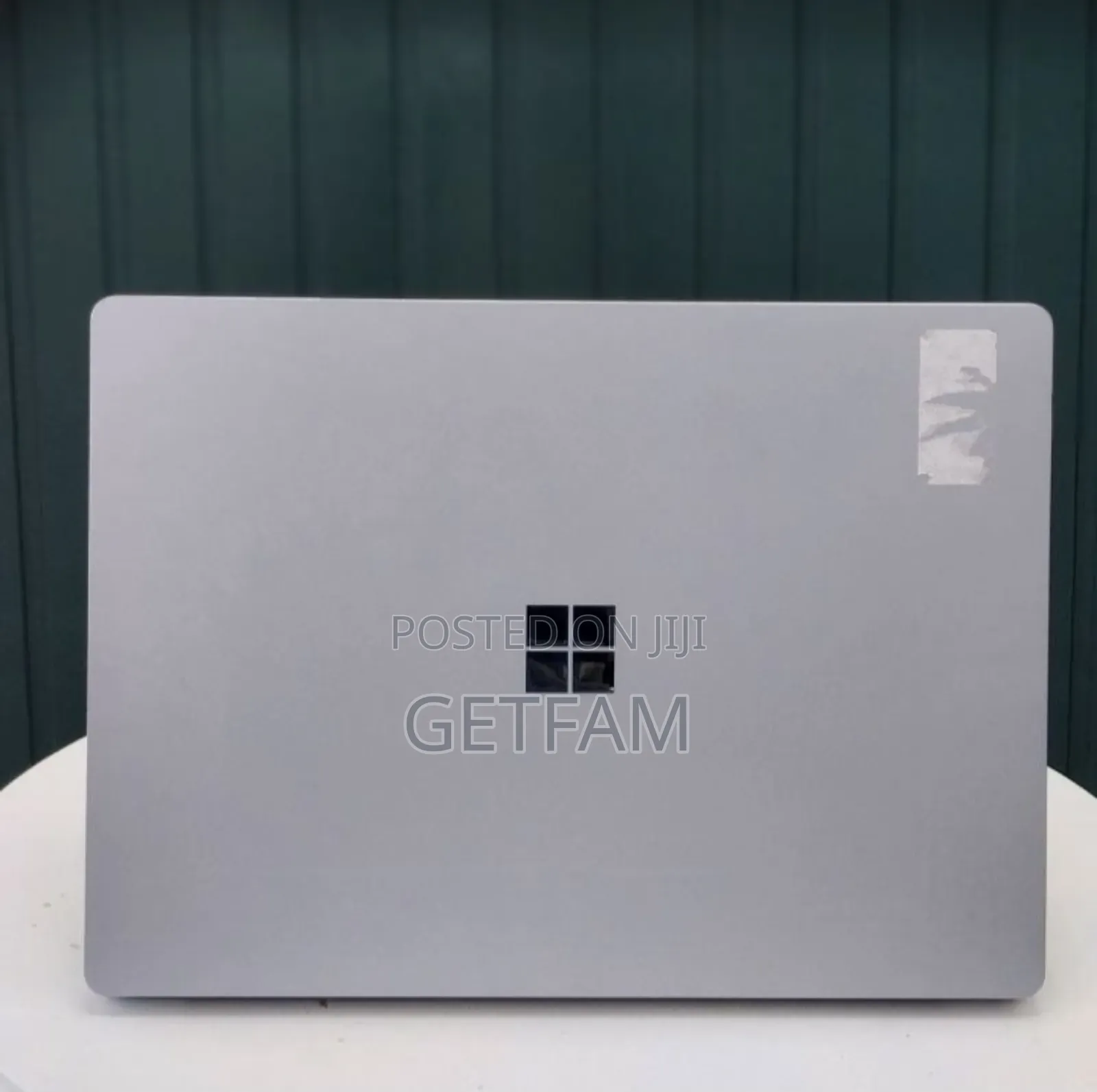 New Laptop Microsoft Surface 16GB Intel Core i7 SSD 512GB