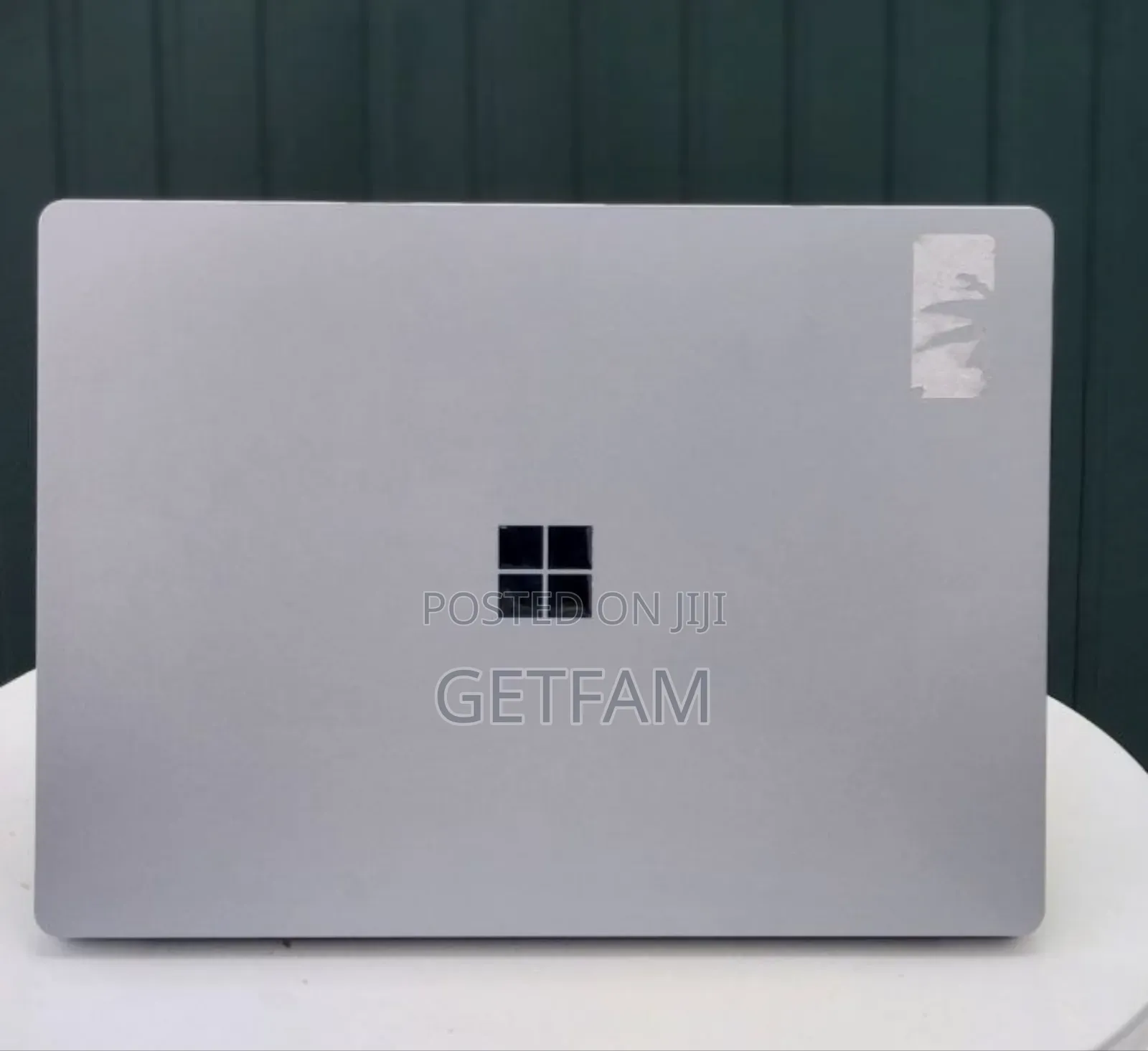 New Laptop Microsoft Surface 16GB Intel Core i7 SSD 512GB
